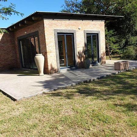 Crocodile Sands River Lodge Mbombela Екстериор снимка